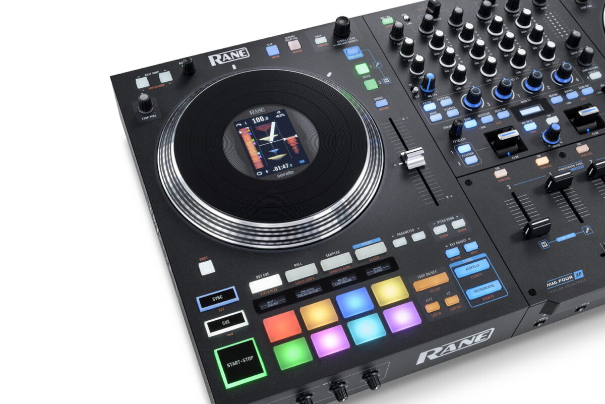 DJ garso pultas Rane Performer